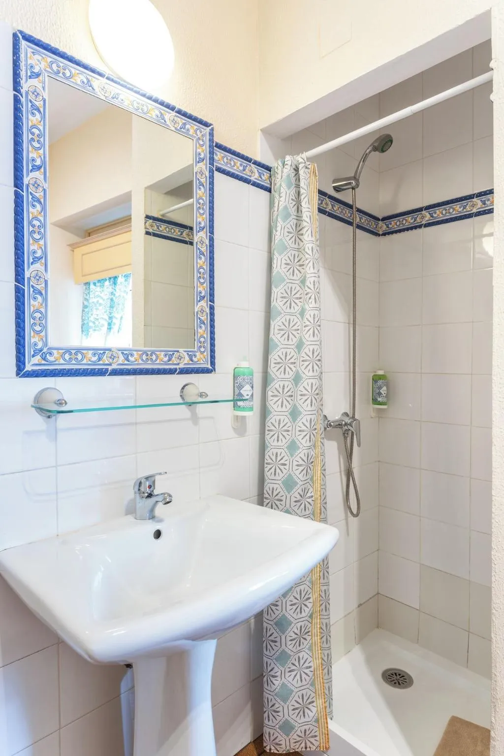 Room, Pension Bicuar, Algarve
