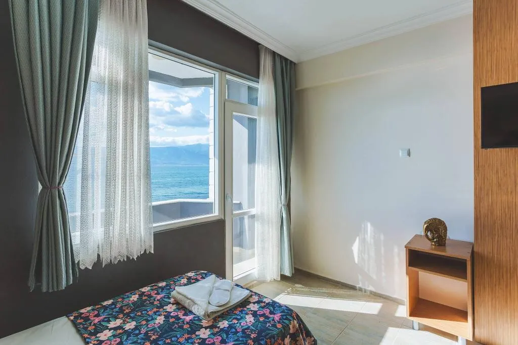 TRIPLE DELUXE Room, Aqua Nina Hotel, Izmir
