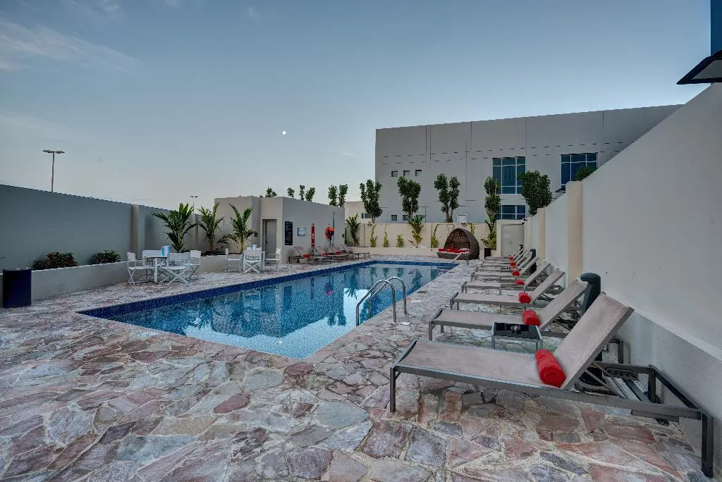 Pool, Delta Hotels By Marriott, Dubai Investment Park, Dubai
