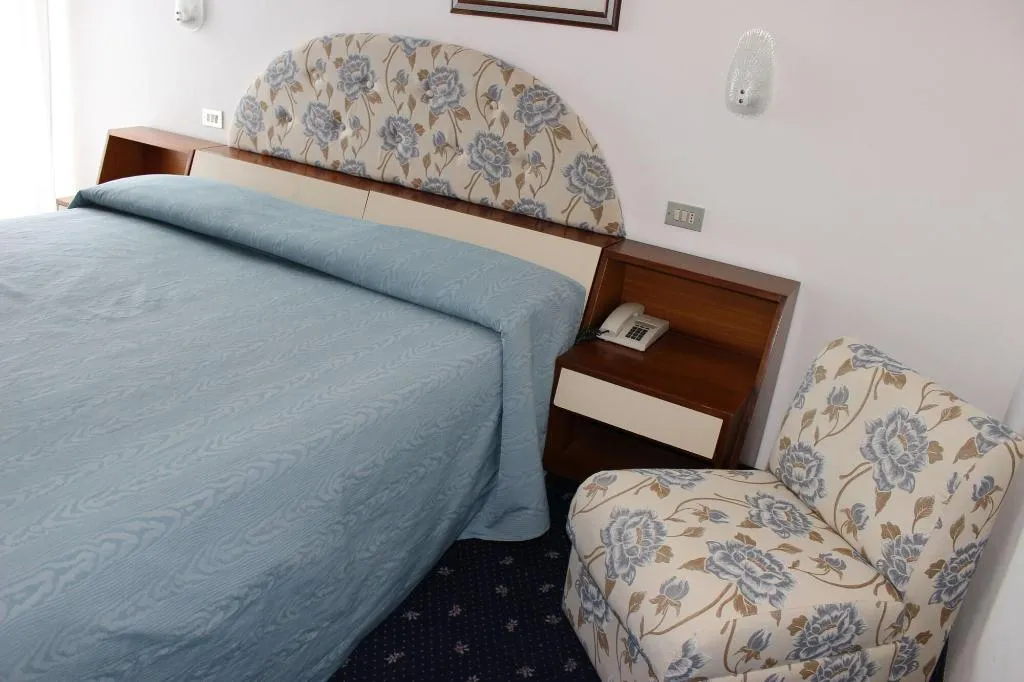 Room, Pinolo, Umbria