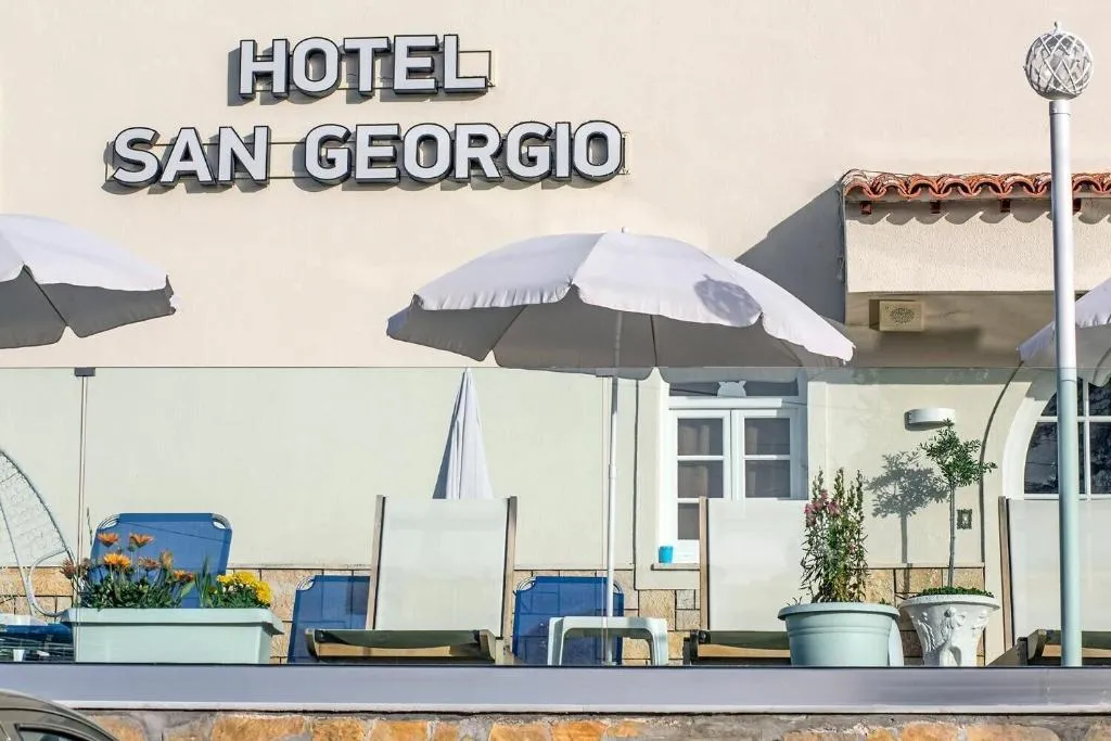 Sports and Entertainment, San Georgio Hotel, Corfu
