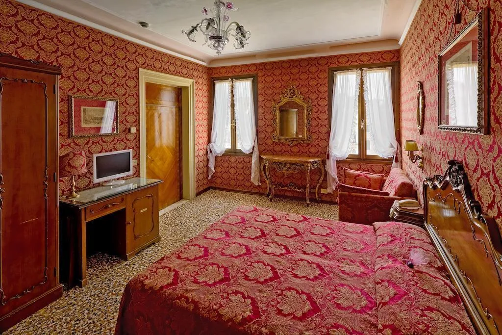 General view, Antica Locanda Sturion, Venice