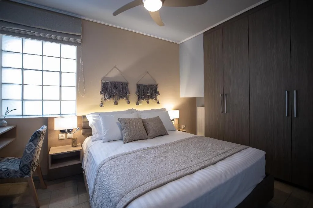 VILLA WITH PRIVATE POOL Room, Searocks Exclusive Village, Kalamata