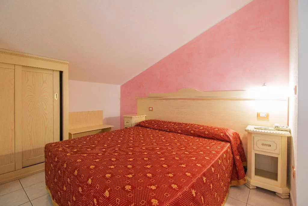 DOUBLE SINGLE USE STANDARD Room, Hotel San Francisco, Olbia