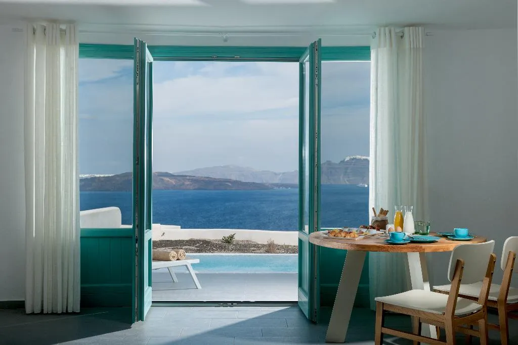 SUITE GRAND Room, Avatar Suites, Santorini