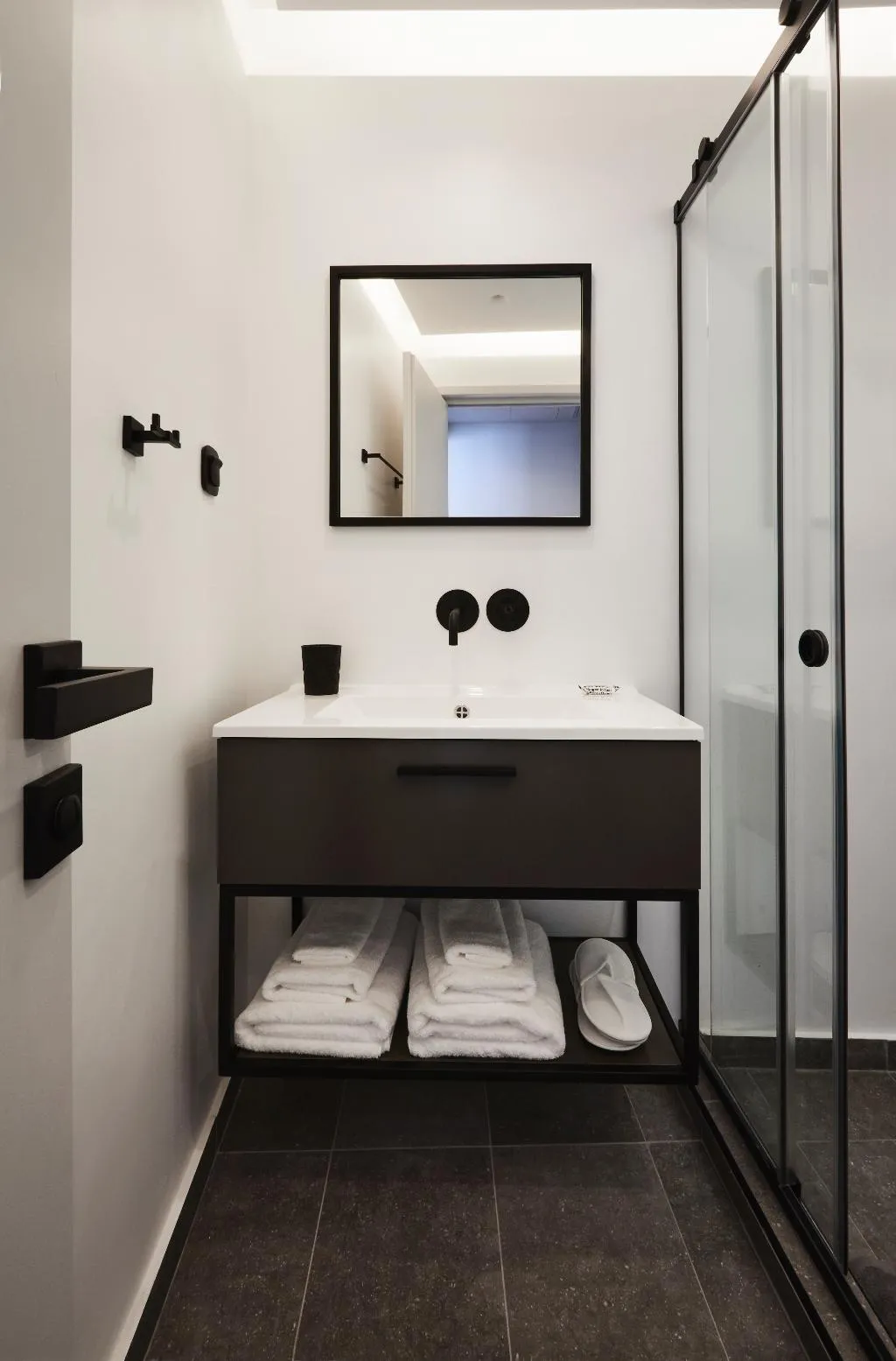 JUNIOR SUITE CAPACITY 3 Room, The Artist Athens, Athens