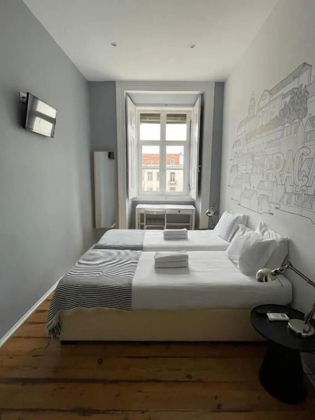 Room, Lisbon Check-In Guesthouse, Lisbon