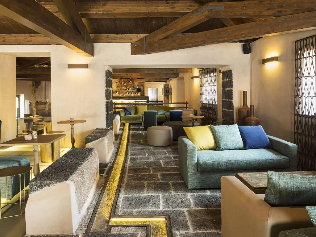 Bar, Relais San Giuliano, Catania