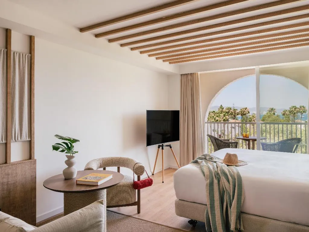 JUNIOR SUITE SUPERIOR PARTIAL OCEAN VIEW Room, ME Marbella, Costa Del Sol