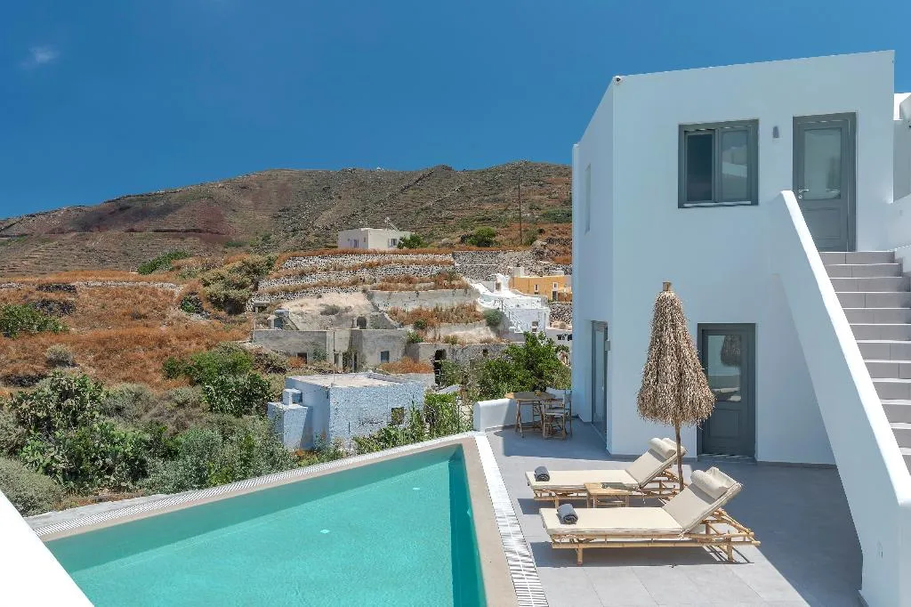 Room WITH PRIVATE POOL Room, Secret View Hotel, Santorini