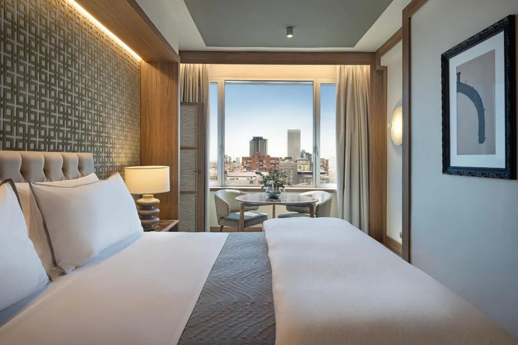 SUITE KING SIZE BED Room, AC Madrid Cuzco, Madrid