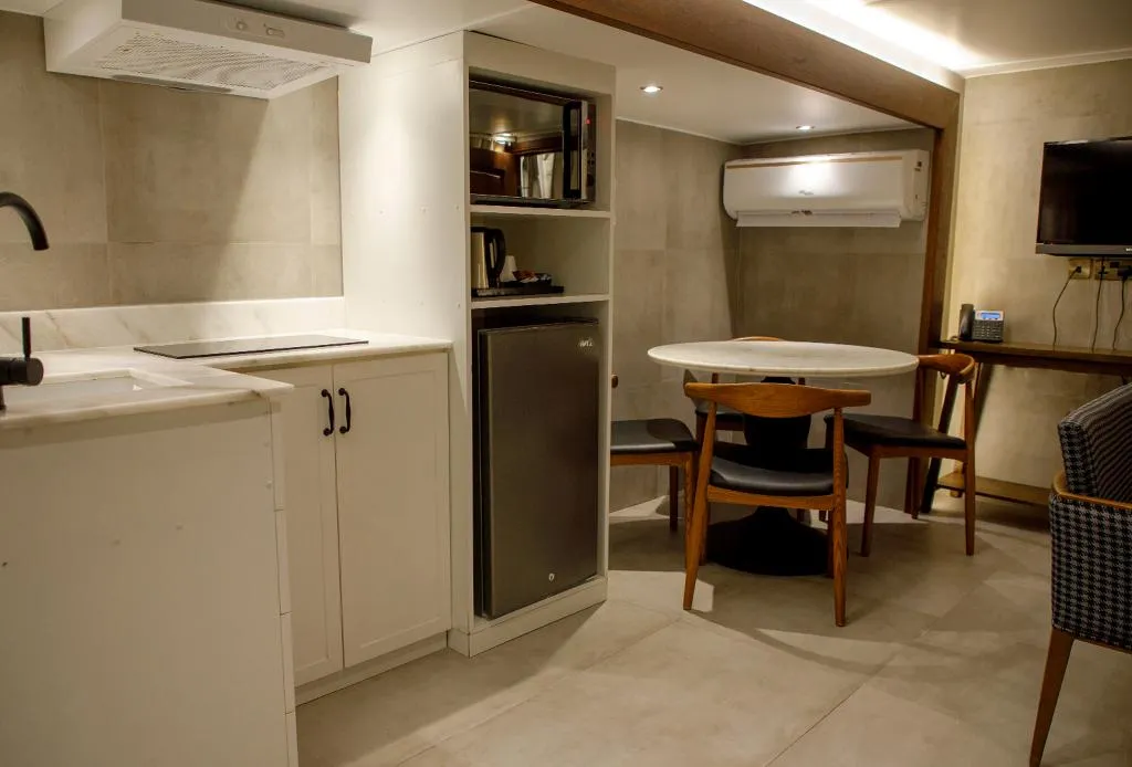 SUITE STANDARD Room, Caravana Beach Resort, Dubai