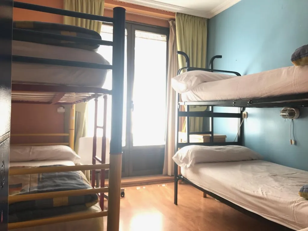Bed in dormitory CAPACITY 4 Room, Hostel RC Miguel Angel, Madrid