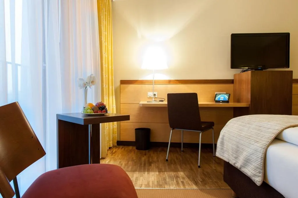 Room, Centrovital, Berlin