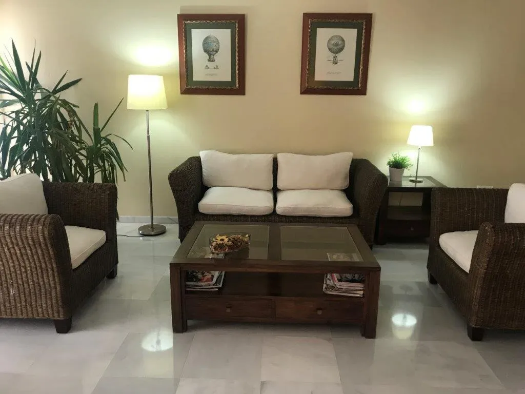 Lobby, Lince, Andalucia