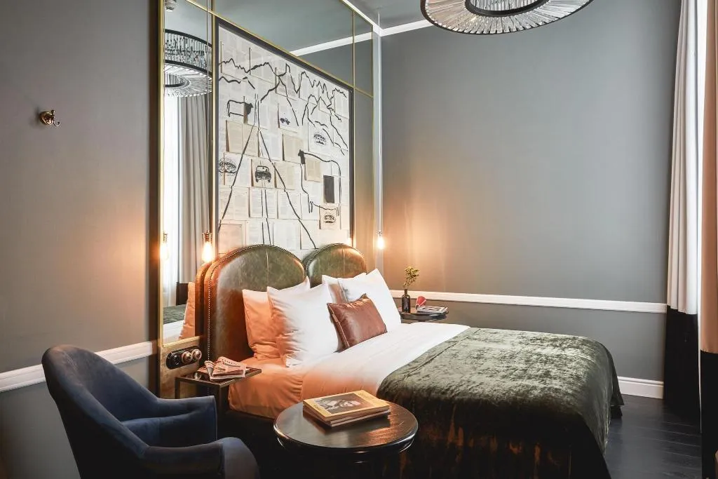 Room, Sir Savigny Hotel, Berlin