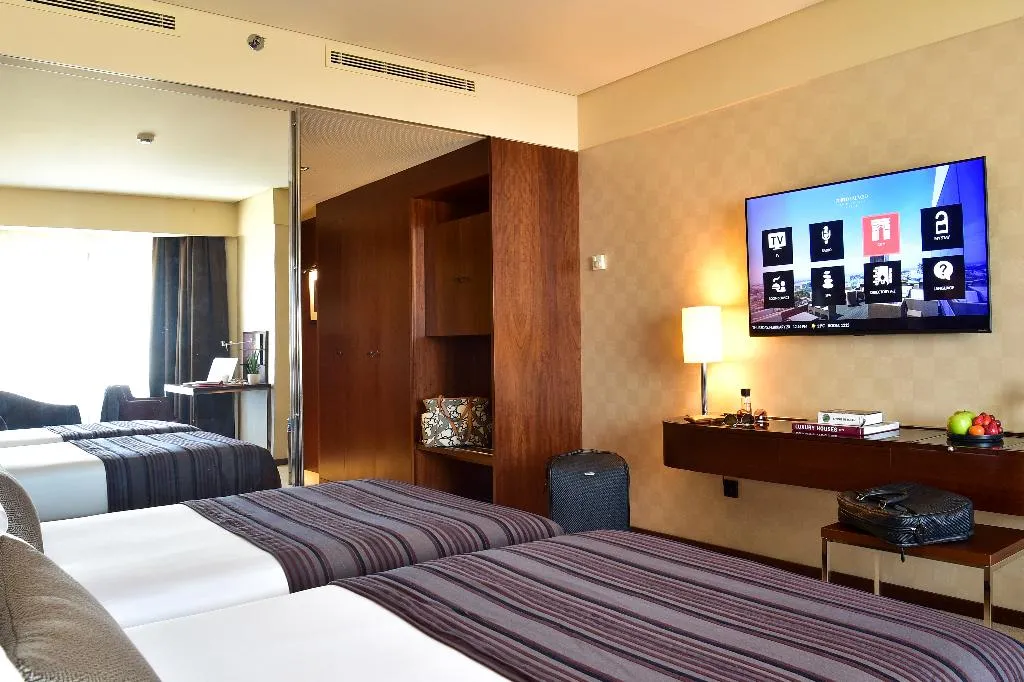 DOUBLE SINGLE USE EXECUTIVE Room, Porto Palacio by The Editory, Porto