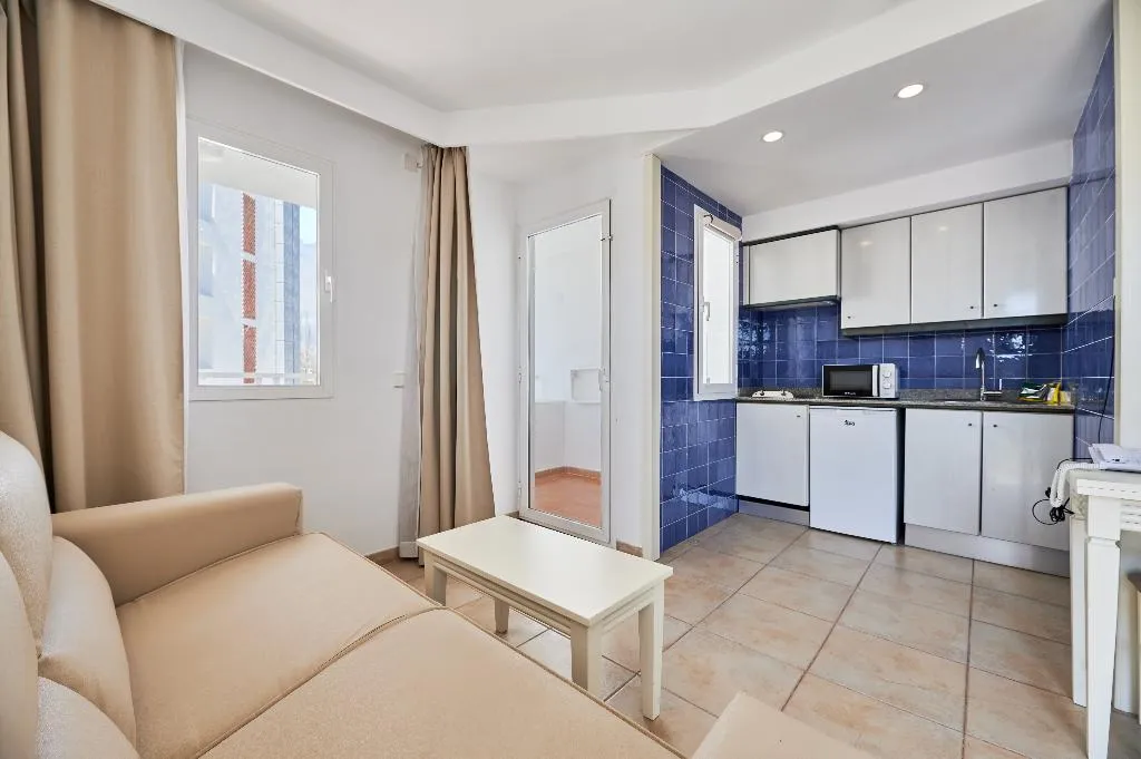 STUDIO WITH BALCONY Room, AluaSun Continental Park Hotel & Apartments, Majorca