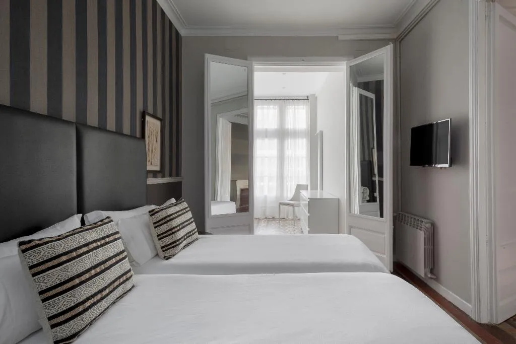APARTMENT EXECUTIVE Room, Val Barcelona Apartment, Barcelona