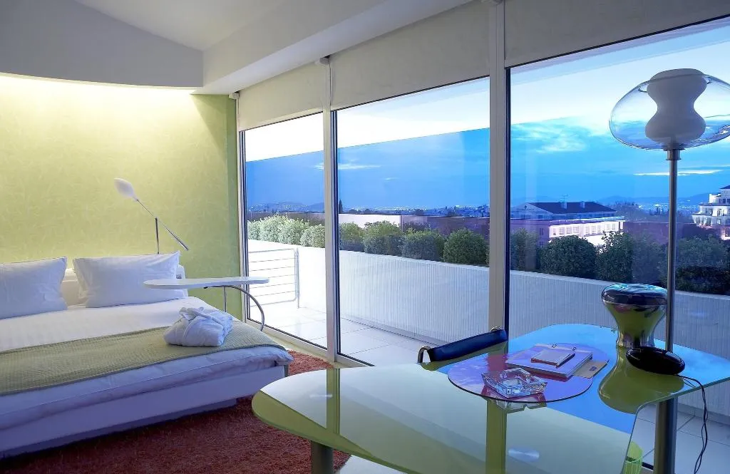 Room, Semiramis, Athens
