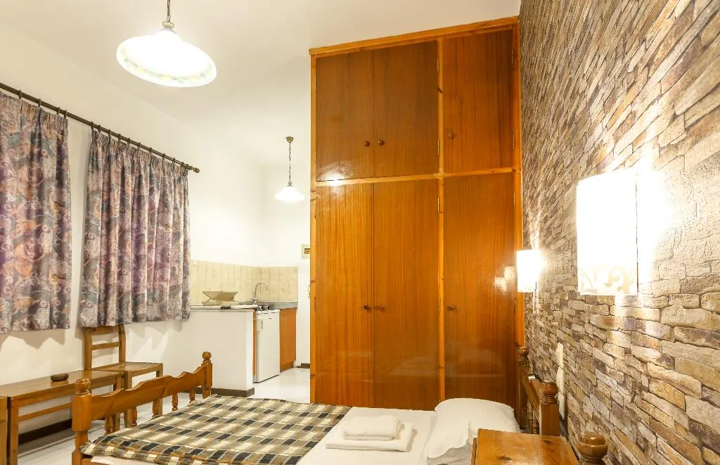 Room, Chrysafis Studios, Zante