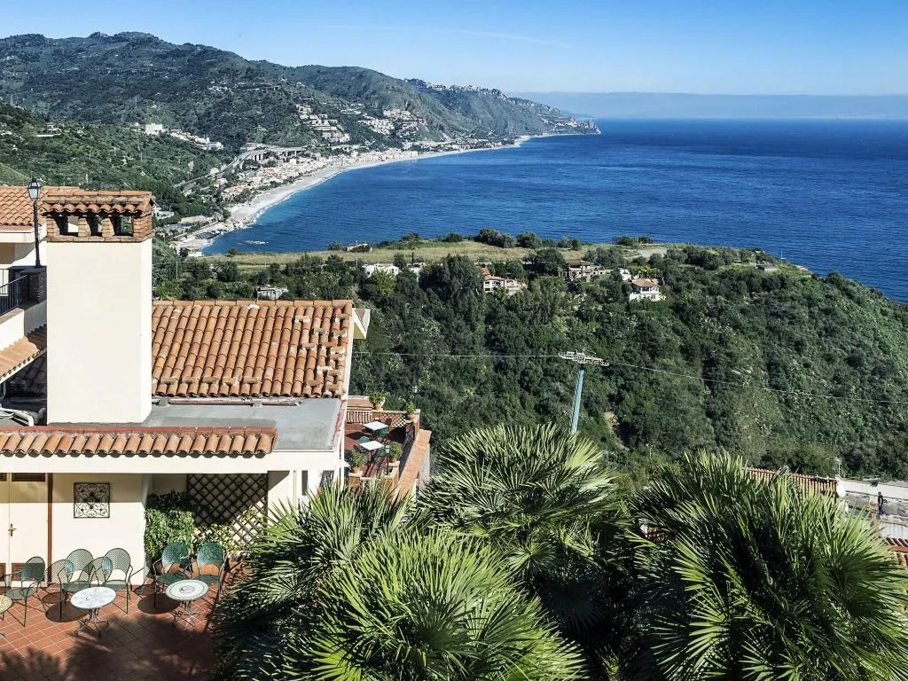 General view, Sirius, Taormina