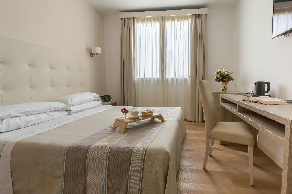 DOUBLE STANDARD Room, Hotel Catalunya, Alghero