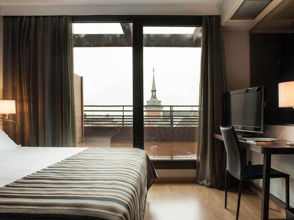 DOUBLE SINGLE USE SUPERIOR WITH TERRACE Room, Exe Moncloa, Madrid