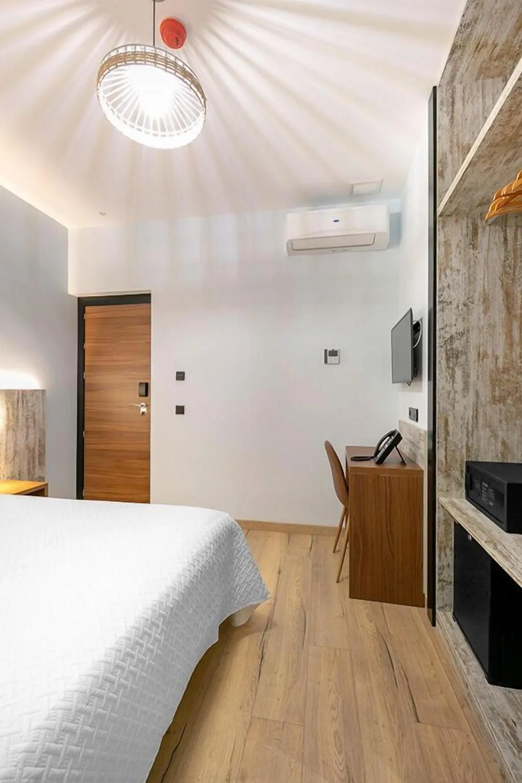 Room, Hostal Anta N Marta N, Madrid