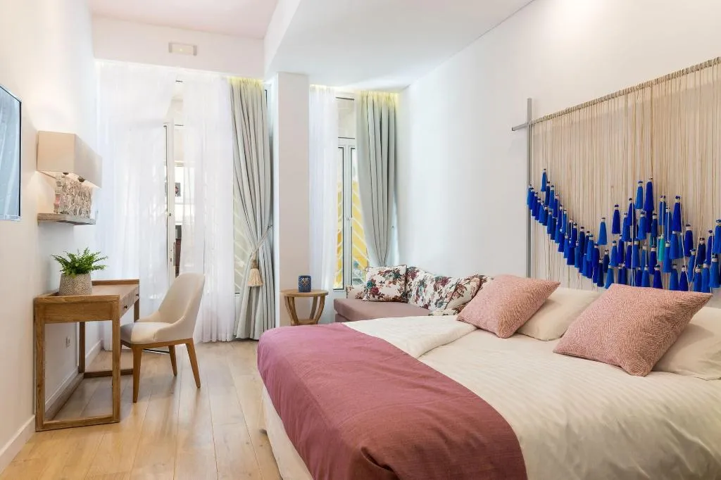 Room, Aisha Petite Suites, Crete