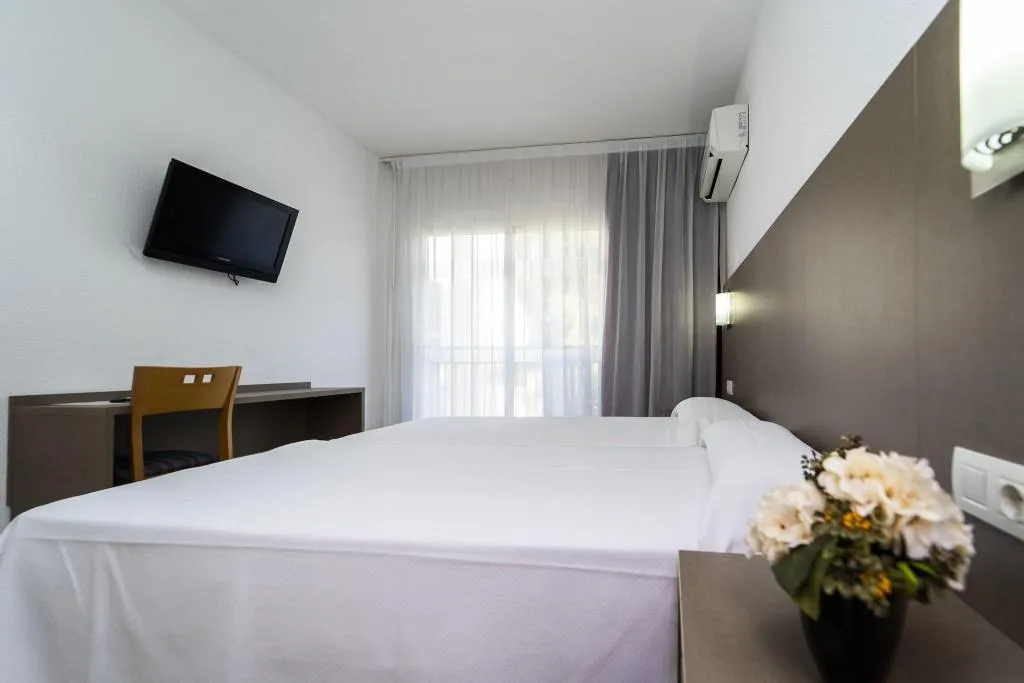 Room, Montesol Benidorm, Costa Blanca