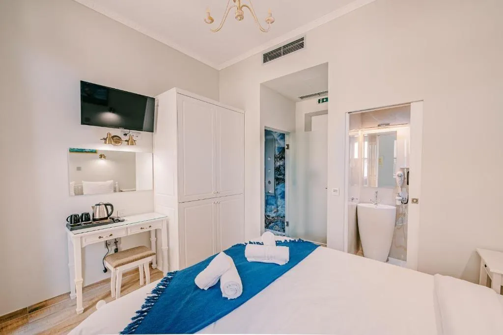 DOUBLE WITH BALCONY Room, Neapolis 1897  Boutique Hotel, Athens