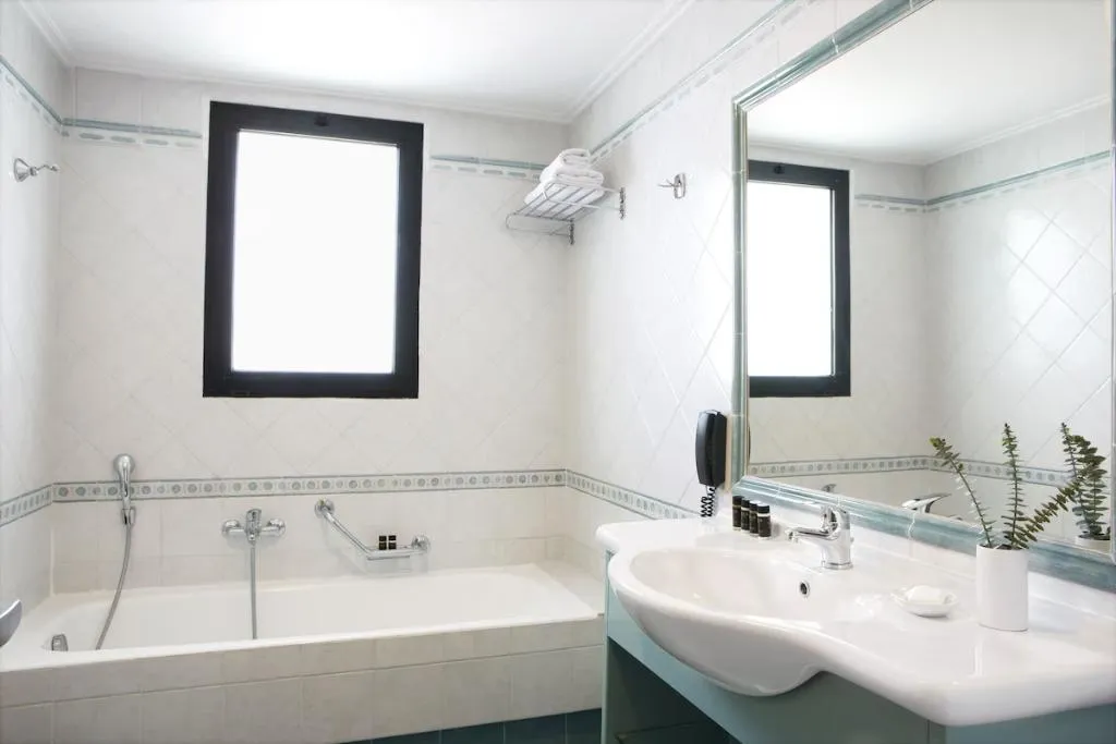 Room, Ramada Attica Riviera, Athens