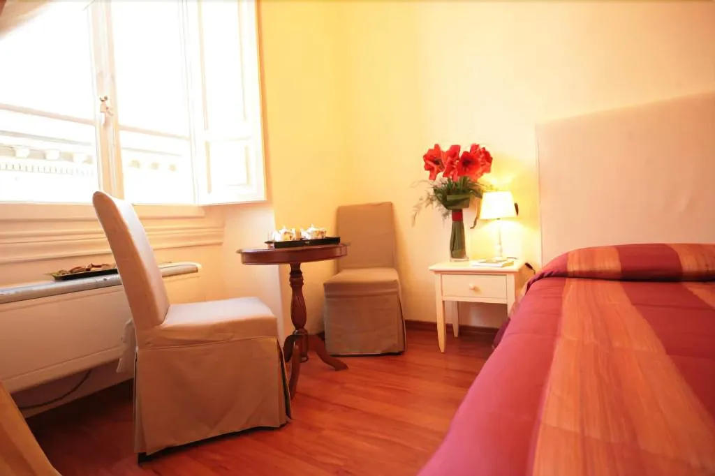 Room, Magnifico Messere - B&B, Florence