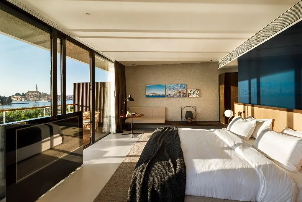 SUITE DELUXE Room, Grand Park Hotel Rovinj by Maistra Collection, Istria