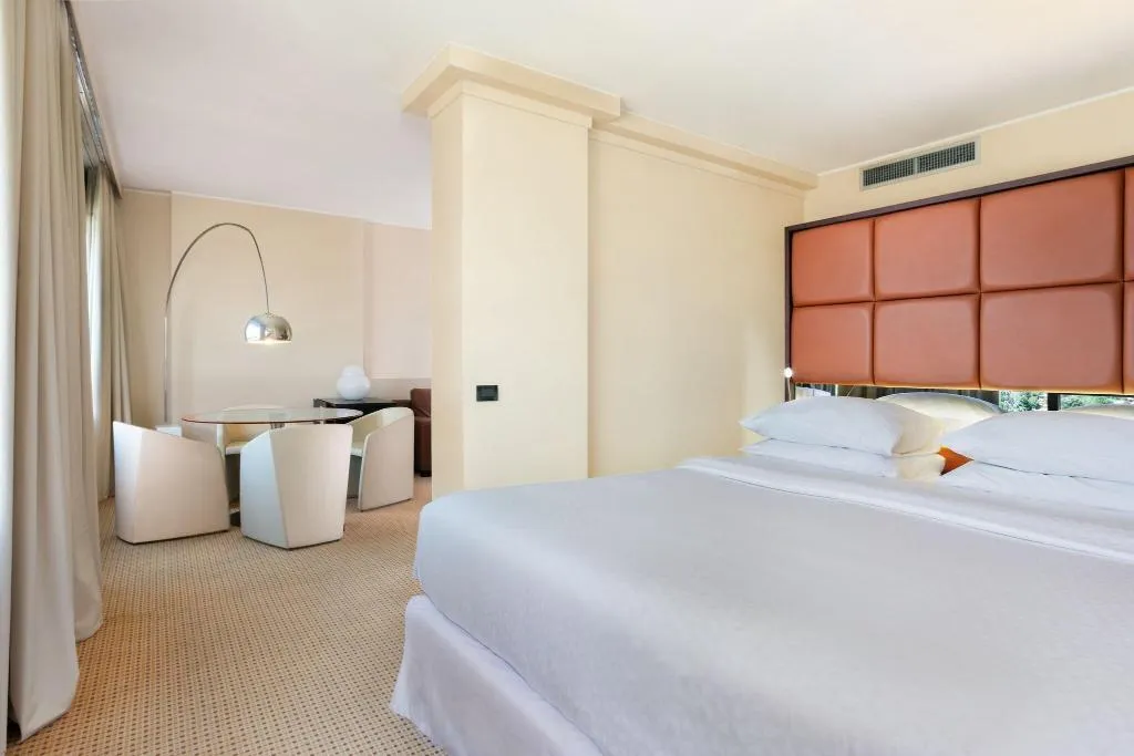 Room, Sheraton Padova Hotel & Conference Center, Venice