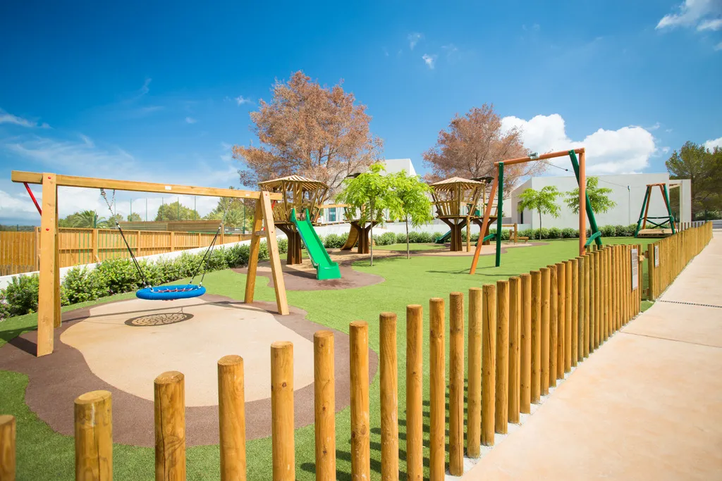 Sports and Entertainment, Insotel Tarida Beach Resort & SPA, Ibiza