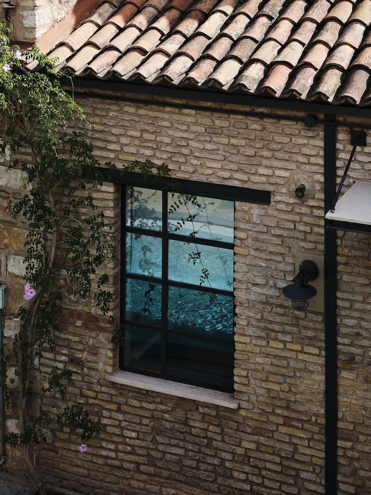 Not Hotel, Athens