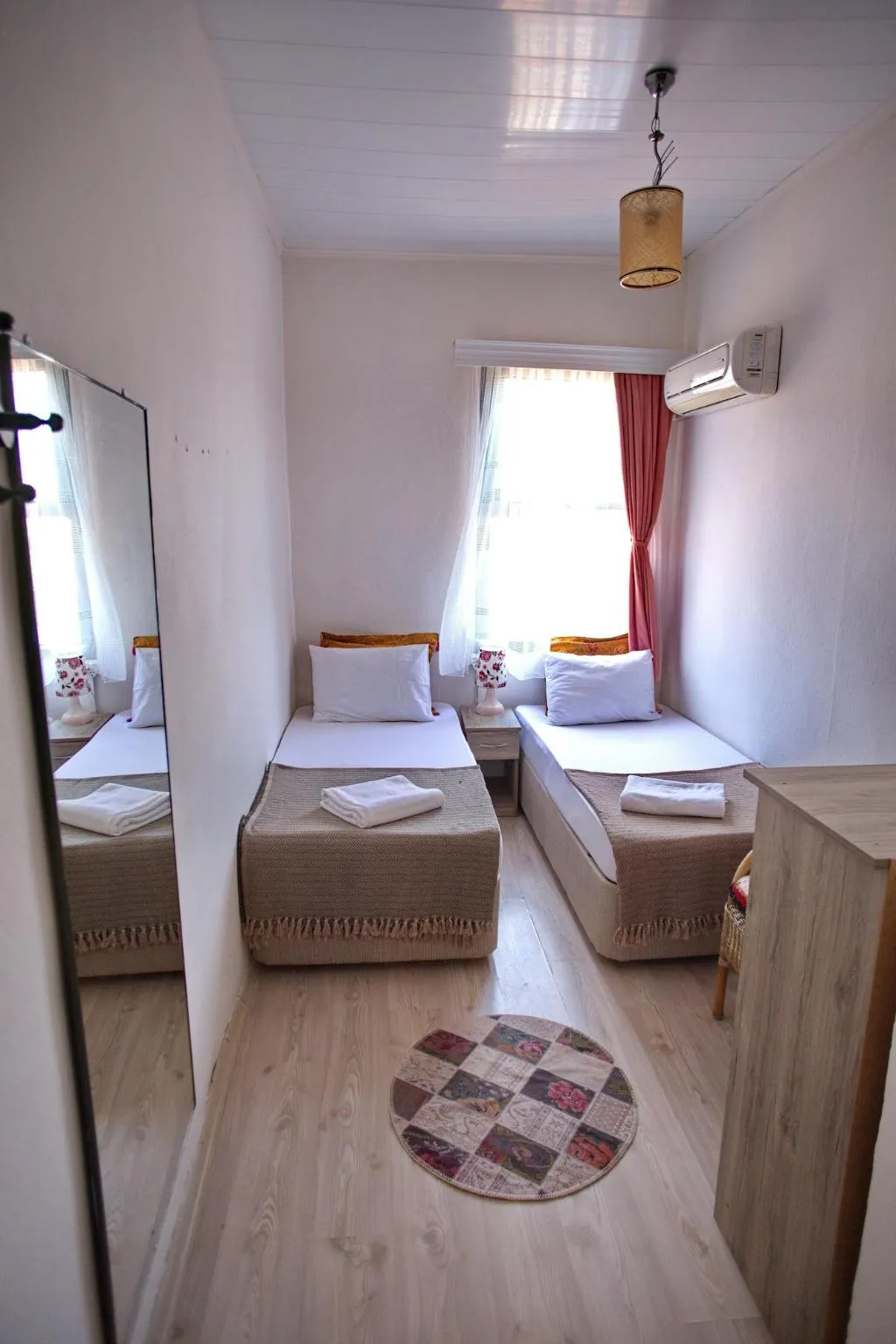 Room, Garden Palace Hotel, Izmir