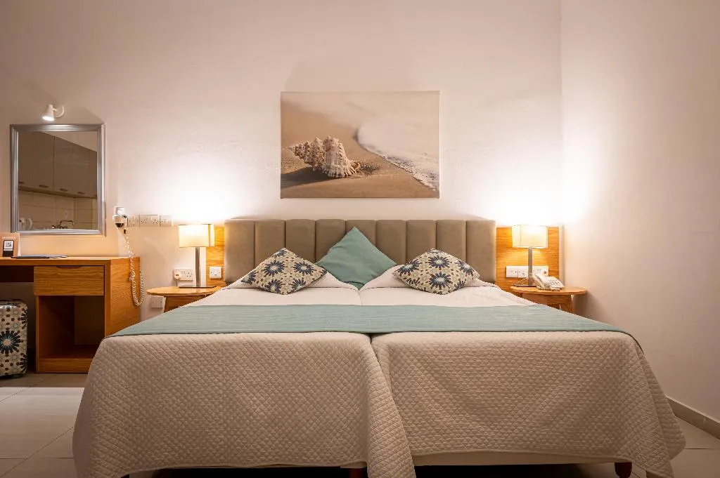 STUDIO SUPERIOR Room, Kefalos Beach Tourist Village, Cyprus