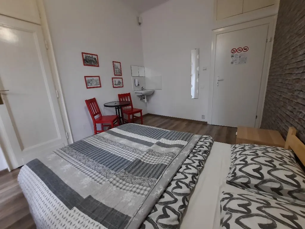DOUBLE STANDARD Room, Lorf Hostel and Apartments, Krakow