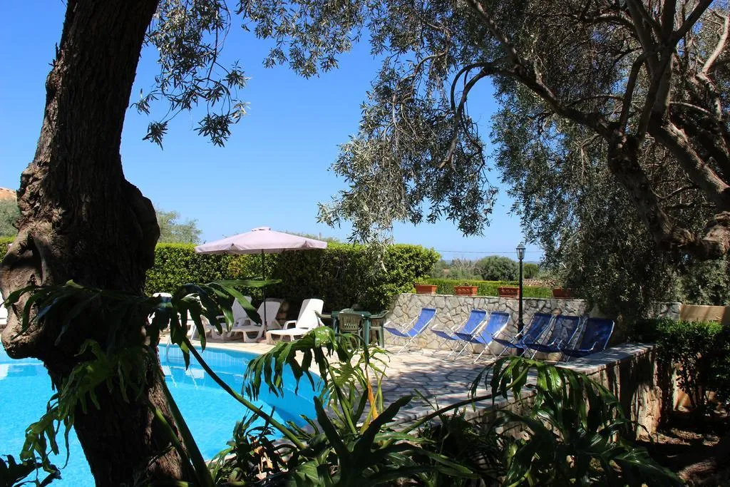 Pool, La Perciata, Catania