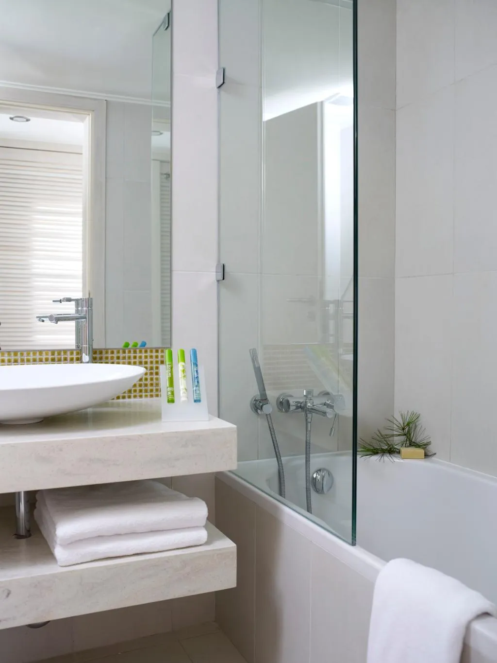 Double or Twin DELUXE Room, Sirene Blue Luxury Beach Resort, Kalamata