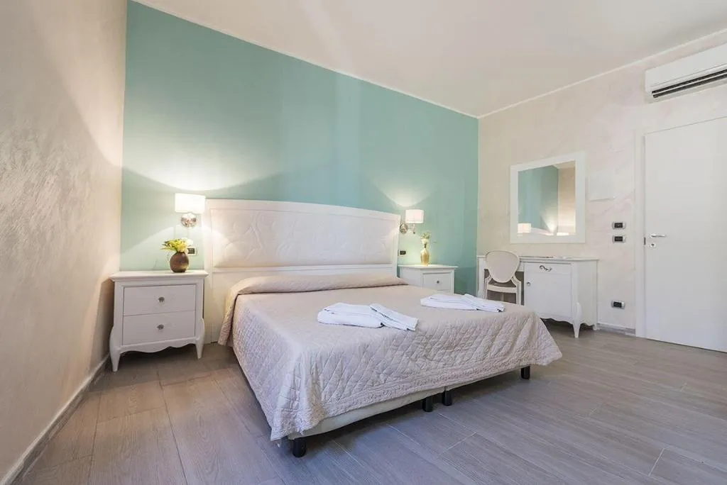 Room, Hotel Flora, Catania