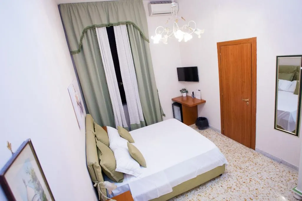DOUBLE STANDARD Room, B&B Rochel, Naples
