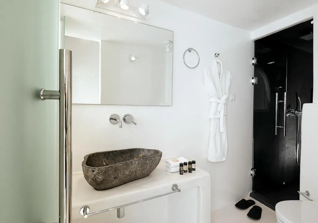 SUITE SUPERIOR WITH PRIVATE POOL Room, Infinity Suites & Dana Villas, Santorini