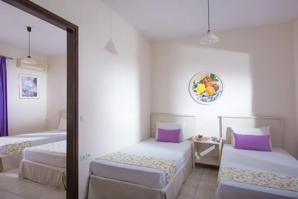 QUADRUPLE STANDARD Room, Summer Dreams Malia, Crete