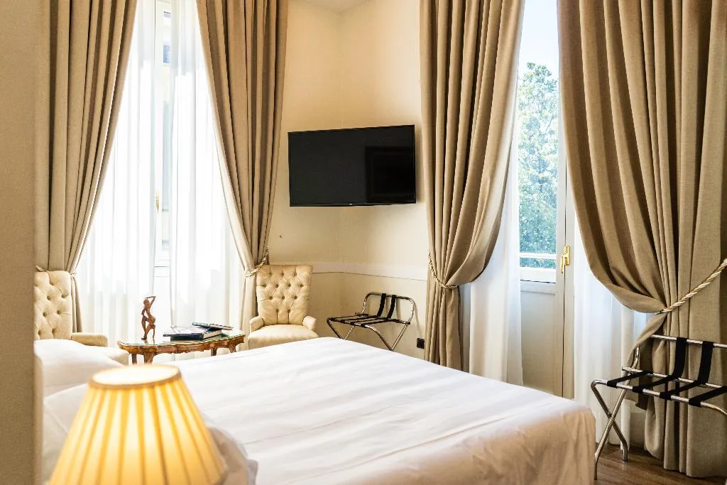 DOUBLE SUPERIOR Room, Kraft, Florence
