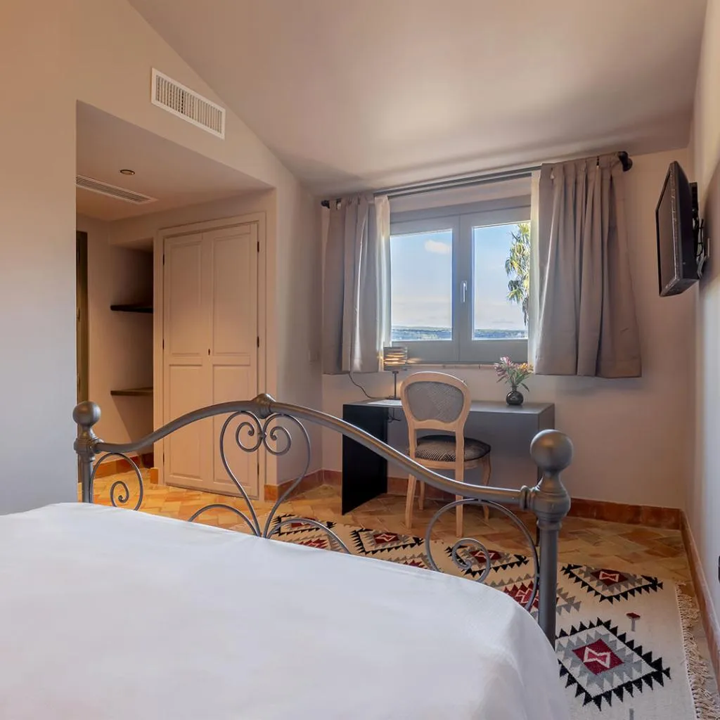 DOUBLE CLASSIC Room, Masseria Del Carboj, Palermo