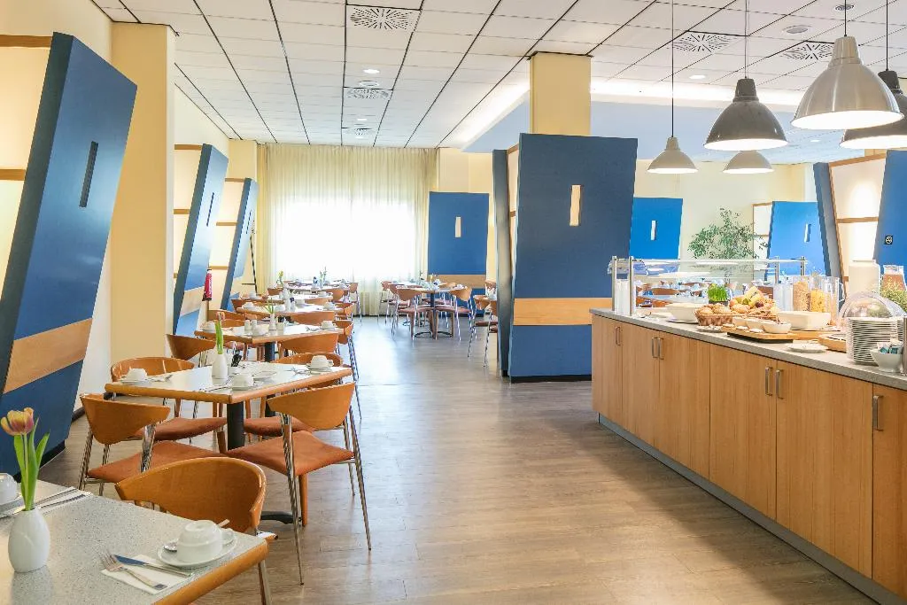 Restaurant, Hotel Berlin Lichtenberg, Berlin